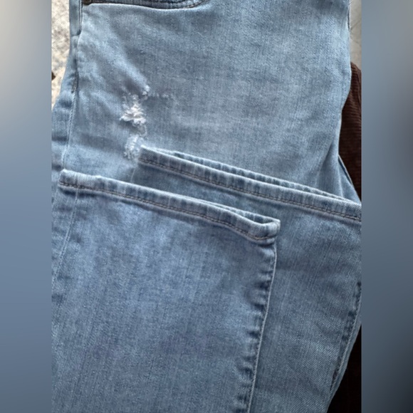 Kut from the Kloth Light Blue Boyfriend Jeans - Picture 8 of 10